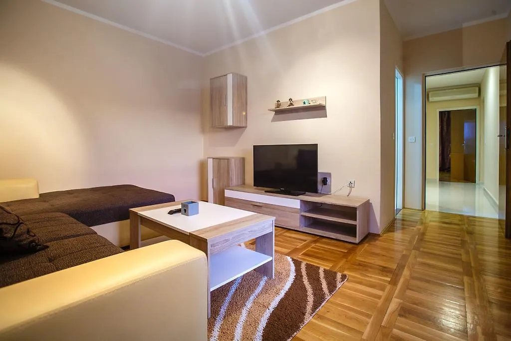 Apartments Slavko Supetarska Draga
