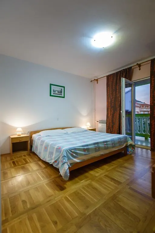 Apartments Slavko Supetarska Draga