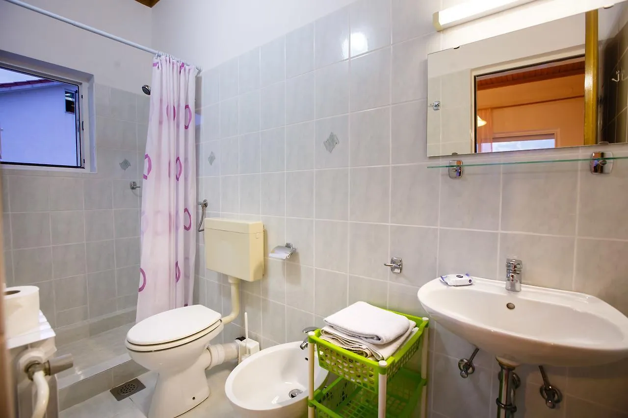 Apartments Slavko Supetarska Draga